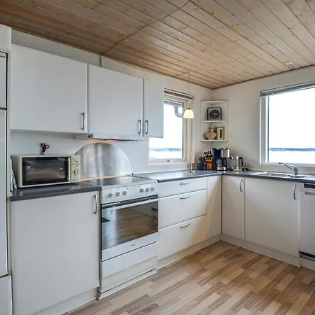 2 Bedroom Gorgeous Home In Ebeltoft Дом отдыха