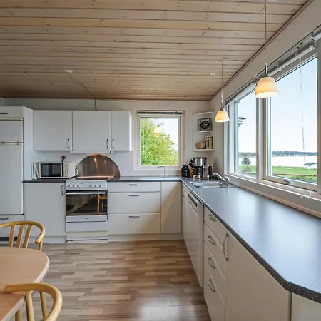 2 Bedroom Gorgeous In Ebeltoft
